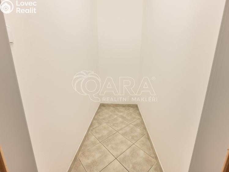 Prodej bytu 2+KK Praha, Semická 2026/12 č. 16