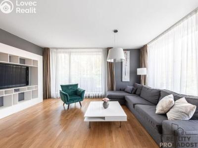 Rent apartment 4+KK Praha, Švédská č. 1
