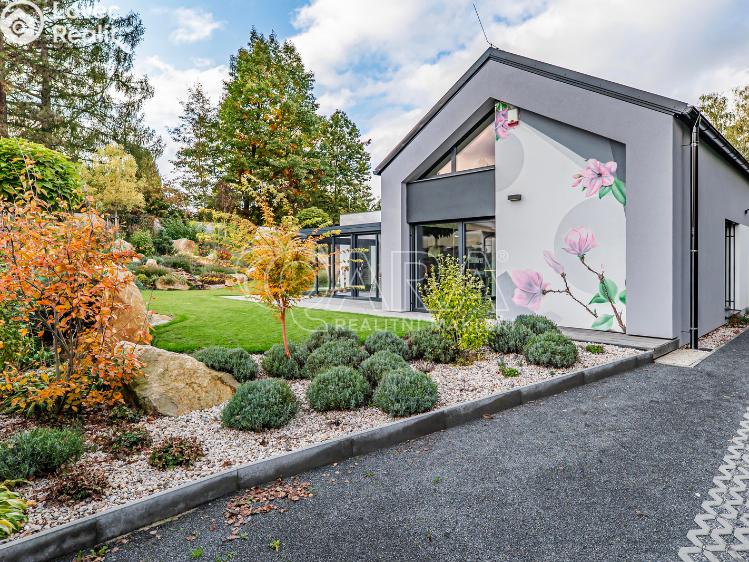 Sale family house Kamenice č. 14