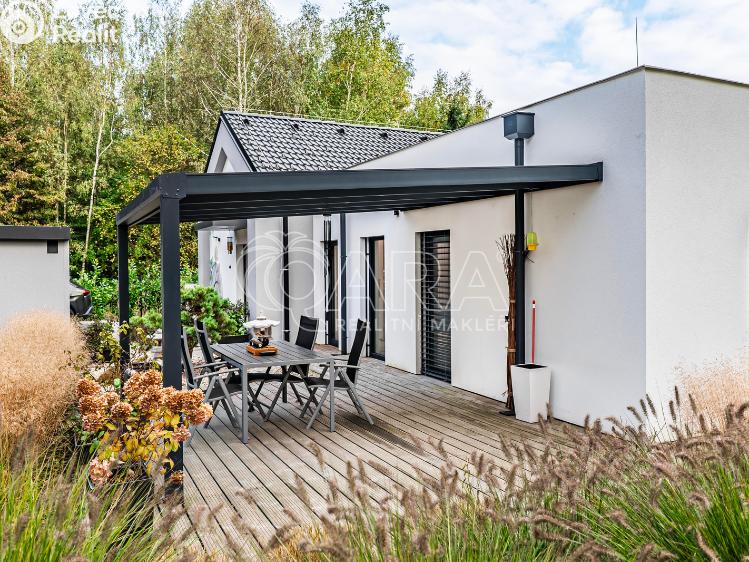 Sale family house Kamenice č. 18