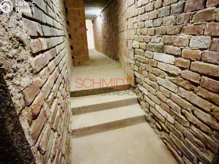 Оренда торгового приміщення Velké Pavlovice, Sokolská 1224/1 č. 9