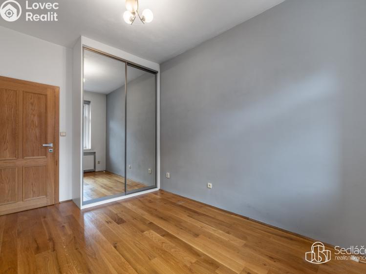 Prodej bytu 3+1 Praha, Sinkulova č. 11