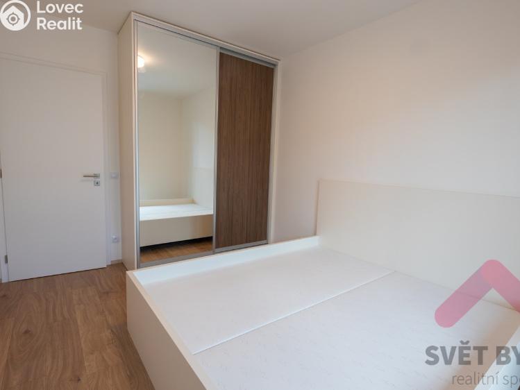 Rent apartment 2+KK Praha, Hartigova 1016/45a č. 8