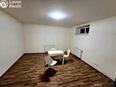 Аренда квартиры 2+KK Praha, V Holešovičkách č. 2