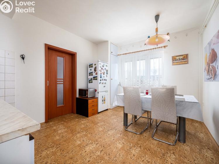 Prodej bytu 3+1 Opatovice nad Labem, Smetanova 238 č. 6