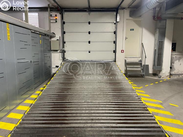 Pronájem garážového stání Praha, Francouzská 835/29 č. 4