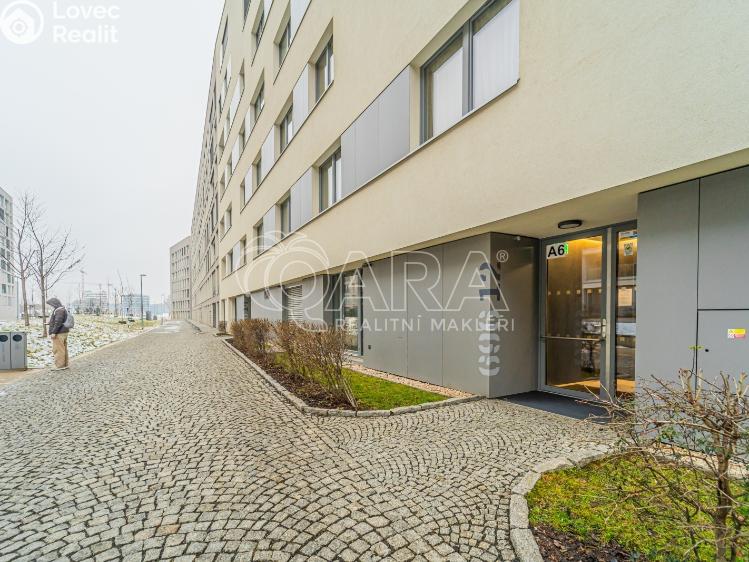 Rent apartment 1+KK Praha, U Mlýnského kanálu 696/12 č. 14