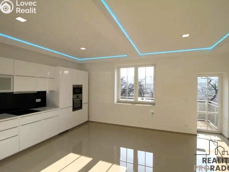 Rent apartment 4+KK Praha, Plzeňská č. 2