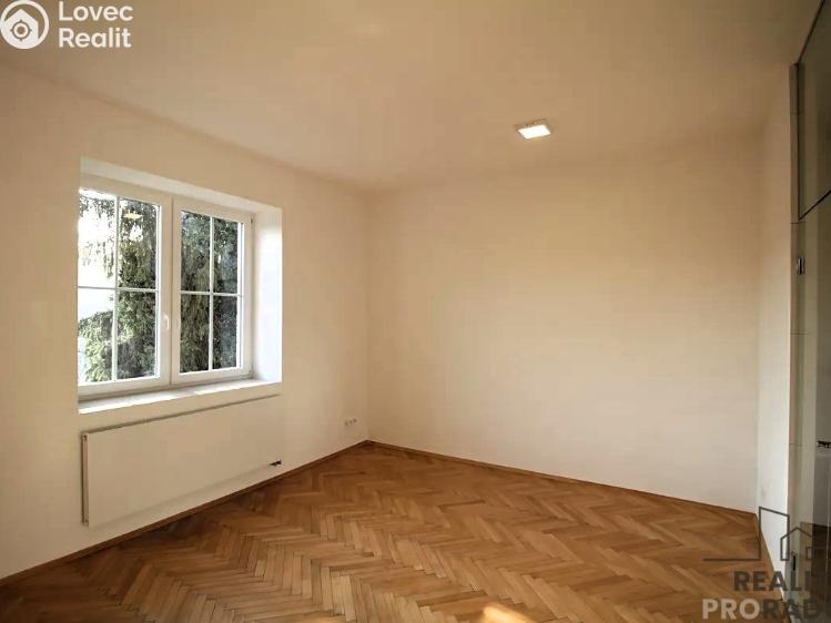 Rent apartment 4+KK Praha, Plzeňská č. 10