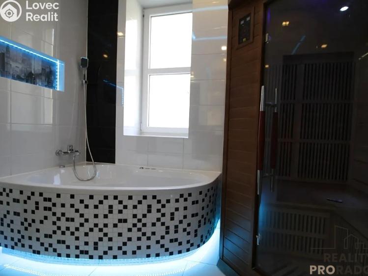 Rent apartment 4+KK Praha, Plzeňská č. 12