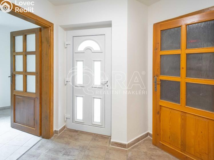 Pronájem bytu 2+1 Ovčáry č. 11