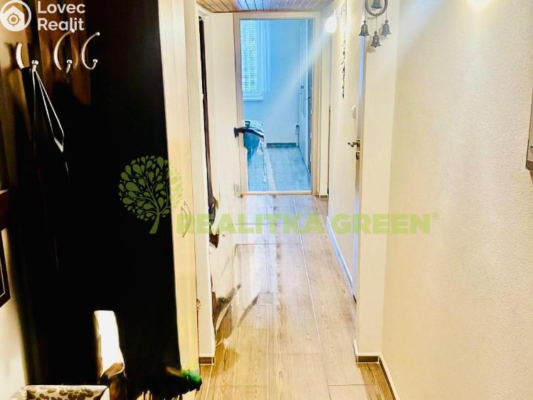 Prodej bytu 3+1 Vsetín, Dolní Jasenka č. 12