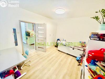 Prodej bytu 3+1 Vsetín, Dolní Jasenka č. 6