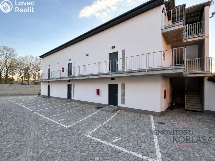 Rent apartment 4+KK Praha, Hostivická č. 12