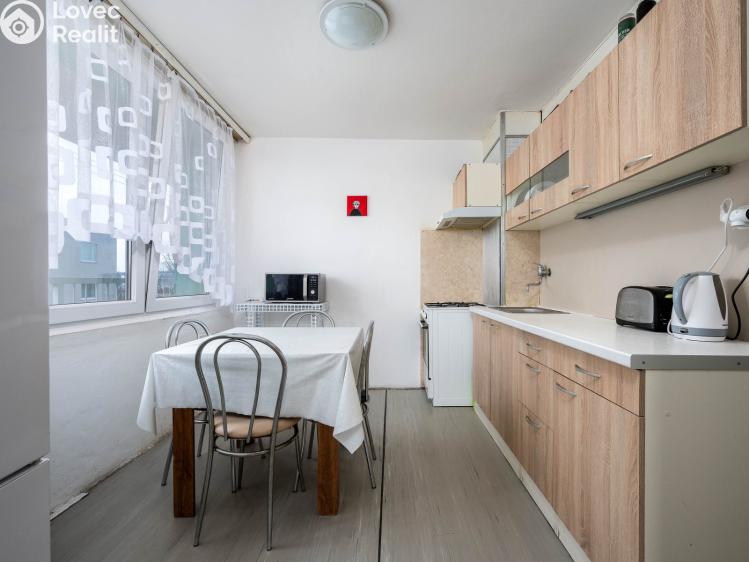 Prodej bytu 3+1 Pardubice, Jiráskova 1295 č. 10