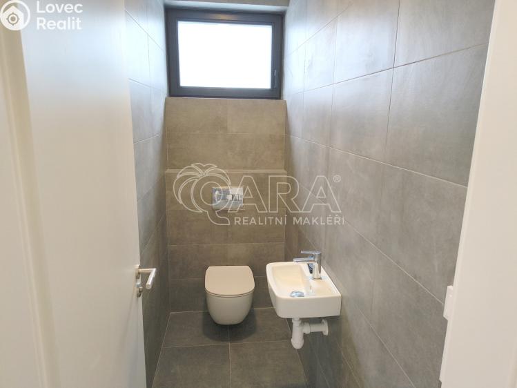 Pronájem bytu 4+KK Vysoký Újezd, Na Výsluní 353 č. 20