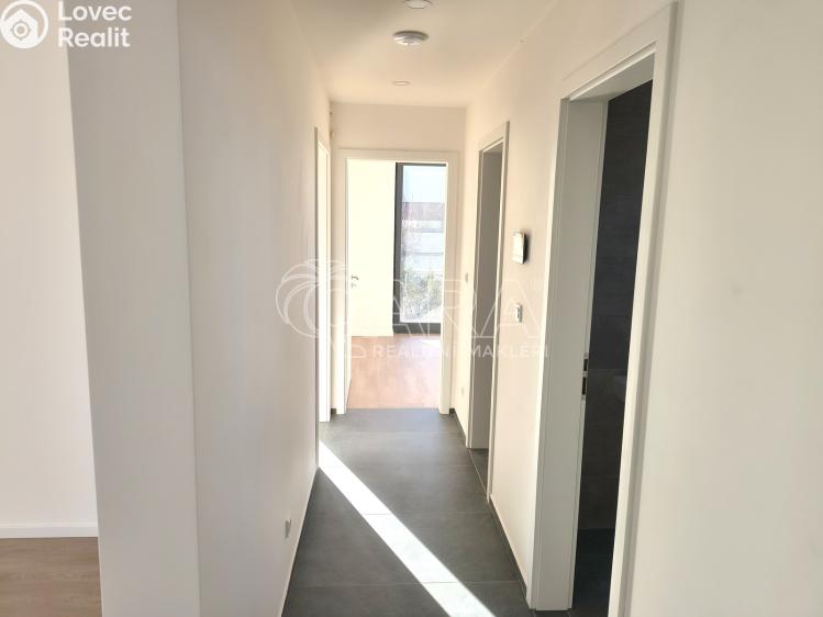 Pronájem bytu 4+KK Vysoký Újezd, Na Výsluní 353 č. 22