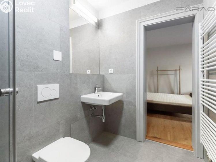 Rent apartment 2+KK Praha, Sokolovská č. 7