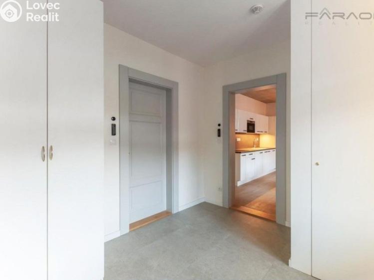 Rent apartment 2+KK Praha, Sokolovská č. 9