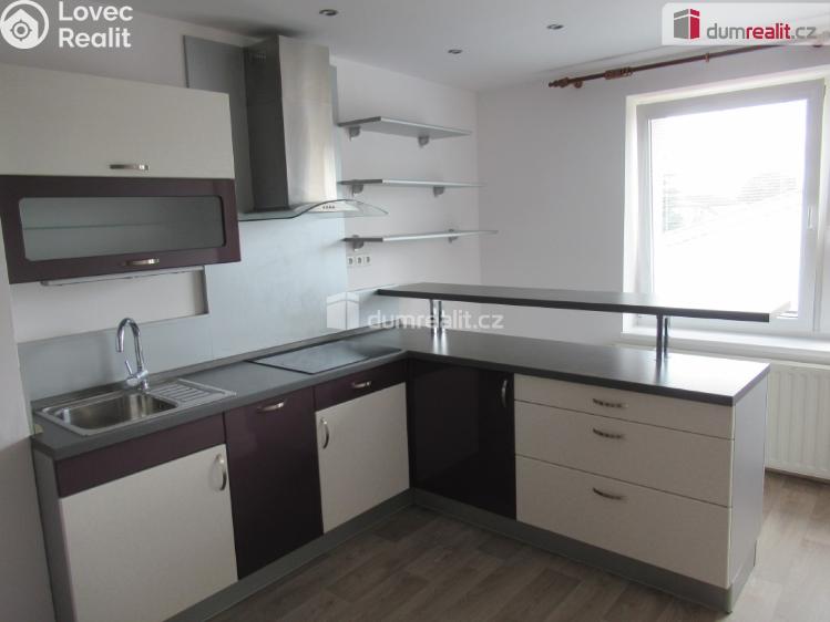 Pronájem bytu 2+1 Praha 8, Ořechová č. 2