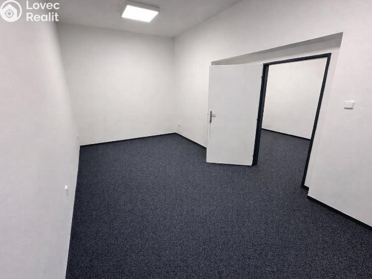 Pronájem kanceláře Praha, Přístavní 531/24 č. 5