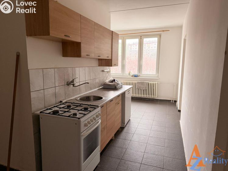 Pronájem bytu 2+1 Chomutov, Školní pěšina č. 9