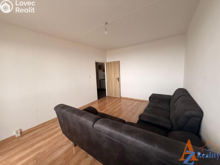 Pronájem bytu 2+1 Chomutov, Školní pěšina č. 7