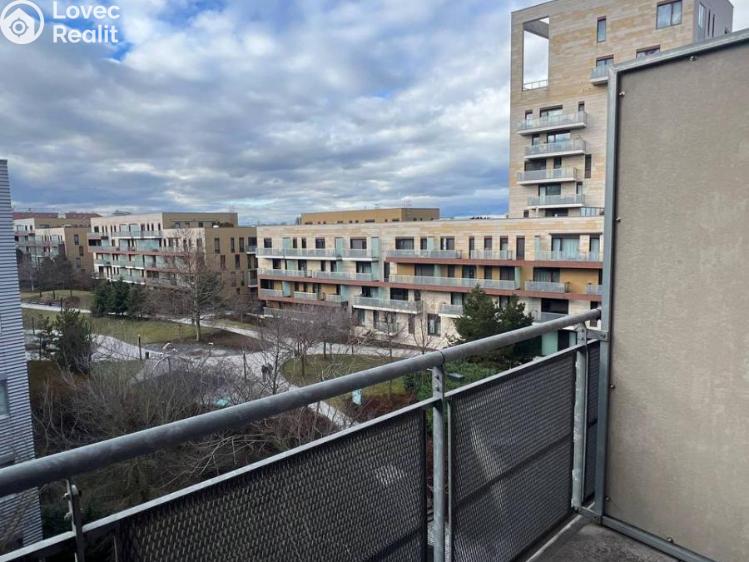 Pronájem bytu 1+KK Praha, Jemnická č. 1