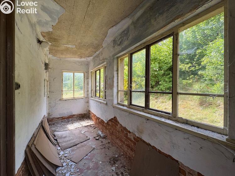 Prodej rodinného domu Úžice č. 12