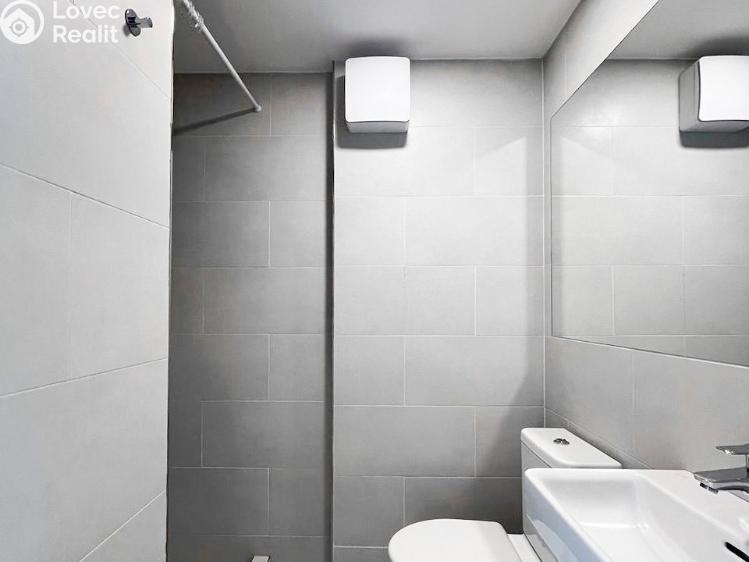 Pronájem bytu 1+KK Praha, Poděbradská č. 4