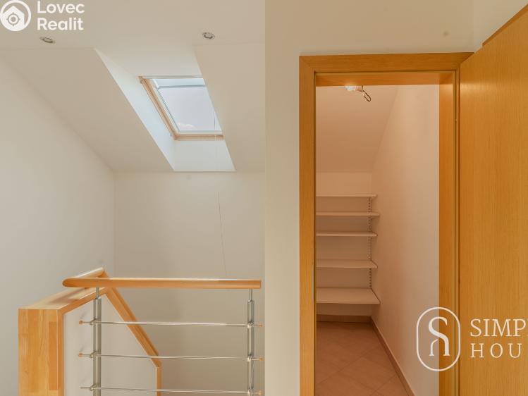 Продажа семейного дома Praha, Lutínská č. 32