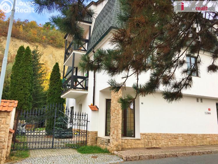 Rent apartment 1+1 Praha 5, Pod Žvahovem č. 2