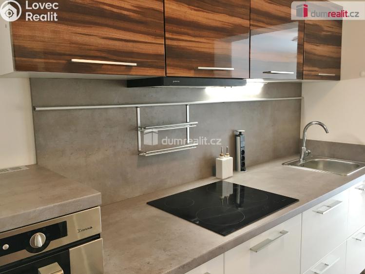 Rent apartment 1+1 Praha 5, Pod Žvahovem č. 4