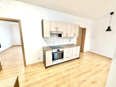 Pronájem bytu 3+KK Kralupy nad Vltavou, Jana Palacha č. 4