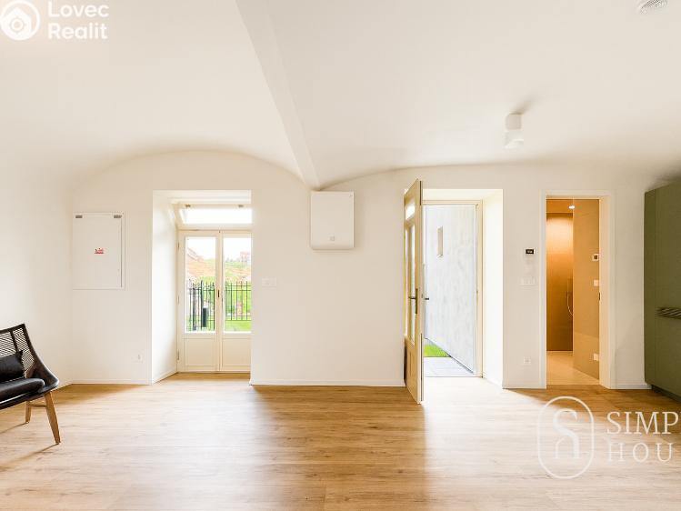 Pronájem bytu 1+KK Praha, Boleslavova č. 6