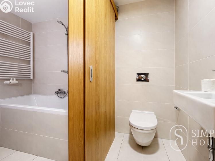 Pronájem bytu 3+KK Praha, Pitterova č. 11