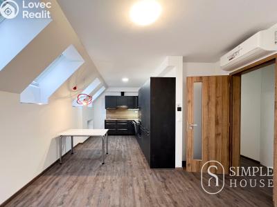 Pronájem bytu 3+KK Praha, Jankovcova č. 1