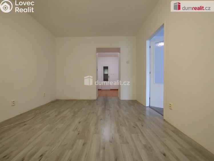 Pronájem bytu 2+1 Cheb, Hálkova č. 32