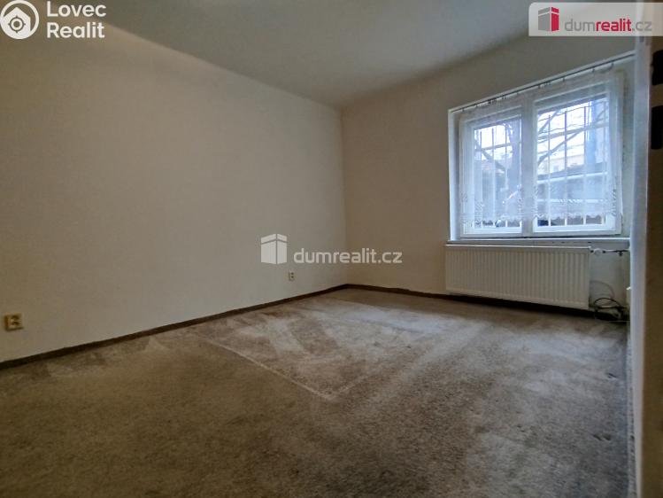 Pronájem bytu 2+1 Cheb, Hálkova č. 33