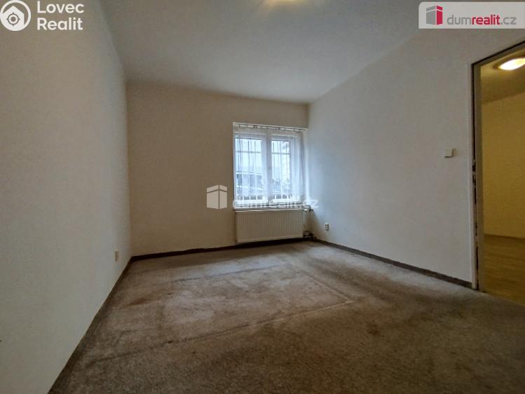 Pronájem bytu 2+1 Cheb, Hálkova č. 34