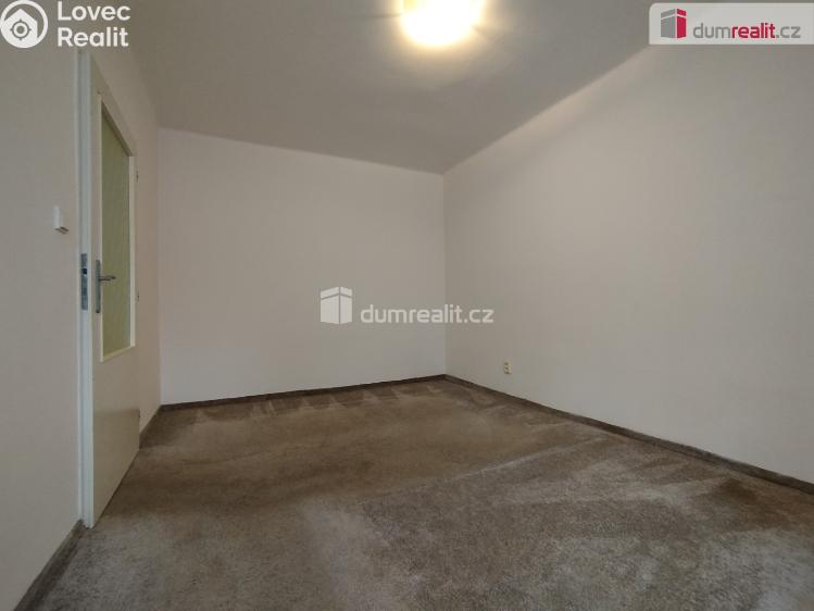 Pronájem bytu 2+1 Cheb, Hálkova č. 35