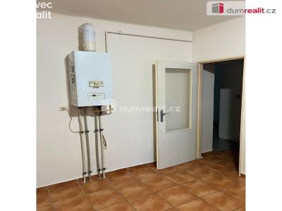 Pronájem bytu 2+1 Cheb, Hálkova č. 2