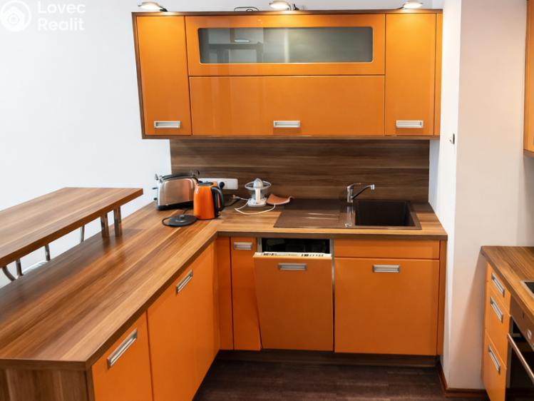 Rent apartment 2+KK Praha, Raichlova č. 4