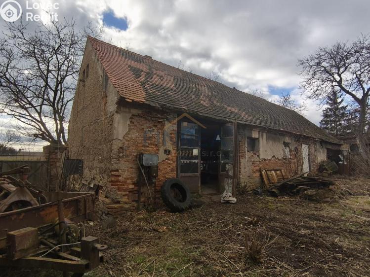 Prodej rodinného domu Děčany č. 5