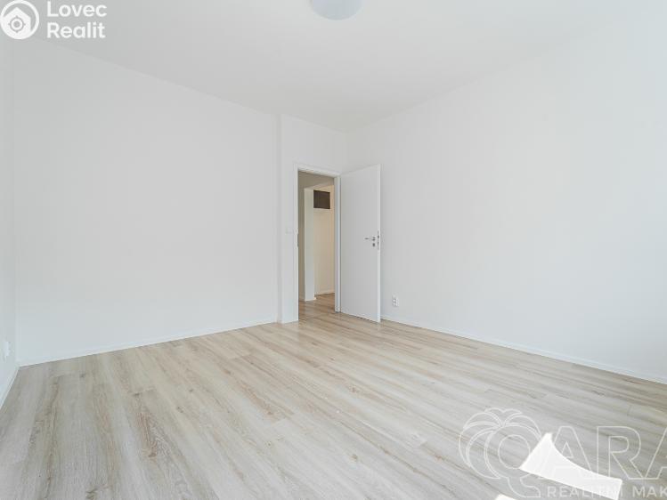 Pronájem bytu 3+KK Kladno, Bělehradská č. 9