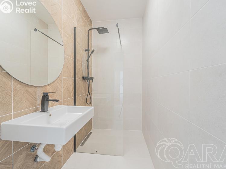 Pronájem bytu 3+KK Kladno, Bělehradská č. 10