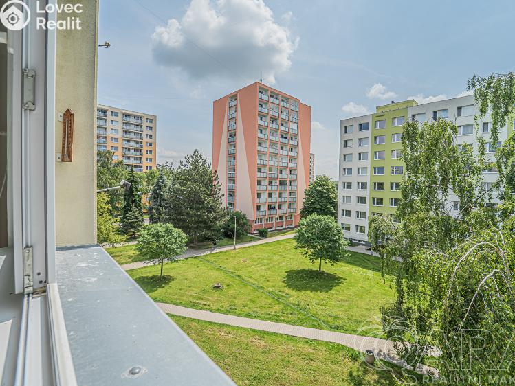 Pronájem bytu 3+KK Kladno, Bělehradská č. 19