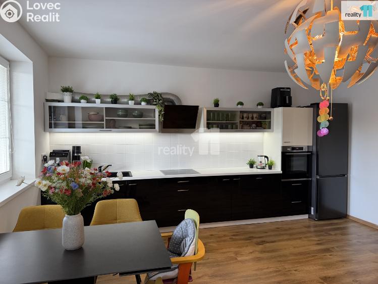 Prodej bytu 4+KK Dolní Břežany, K Břežanům č. 69