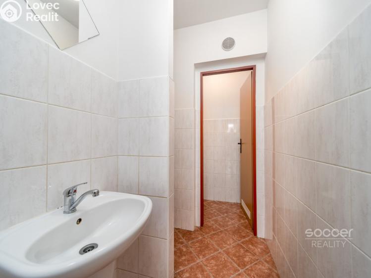 Pronájem kanceláře Jesenice, Říčanská č. 13