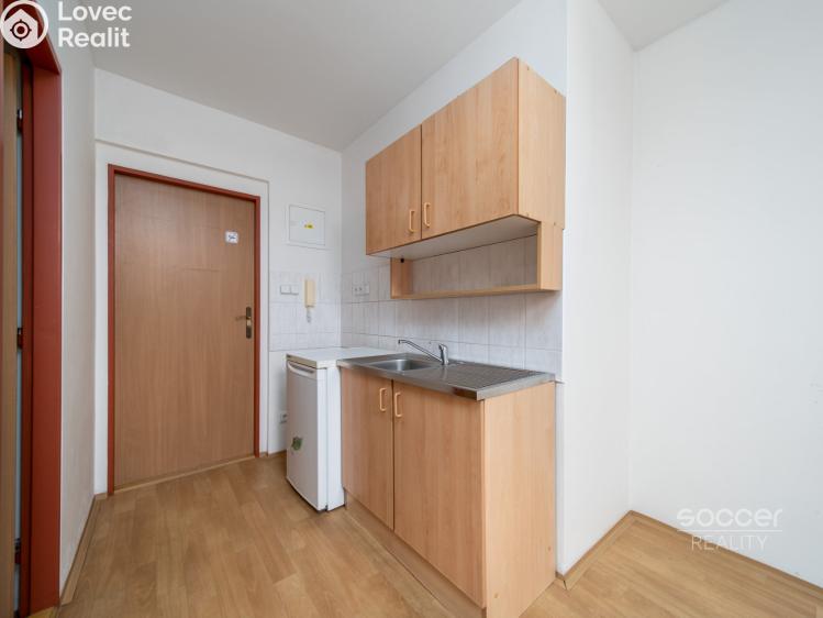 Pronájem kanceláře Jesenice, Říčanská č. 14